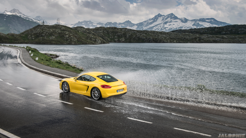 Illustration for article titled The Most Gorgeous Photos Of A Porsche Cayman You Will Ever See